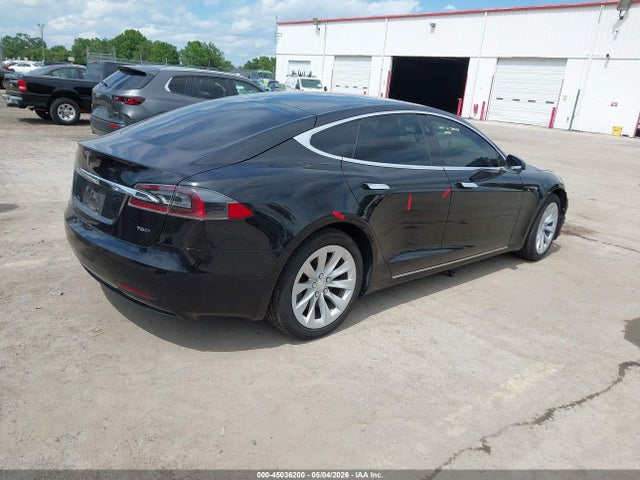 Aukcja sprzedaży 2018 Tesla Model S 100d/75d/p100d, vin: 5YJSA1E22JF260893, numer aukcji: 45036200