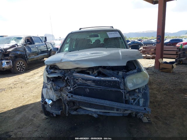 Продажа на аукционе авто 2005 Ford Escape Xlt, vin: 1FMYU93195KA77540, номер лота: 45036201