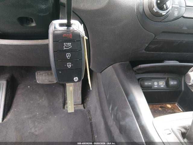 5XYPG4A37GG163145 KIA Sorento 2.4l L