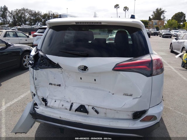 Aukcja sprzedaży 2017 Toyota Rav4 Xle, vin: JTMWFREV4HJ707917, numer aukcji: 45036232