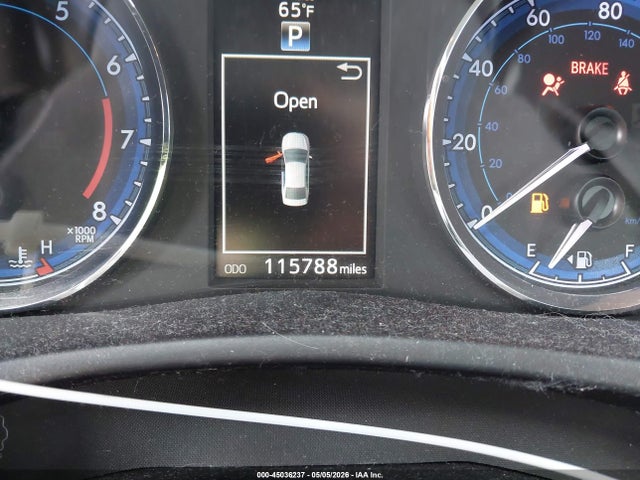 45036237 :رقم المزاد ، 5YFBURHE1HP648675 vin ، 2017 Toyota Corolla Se مزاد بيع