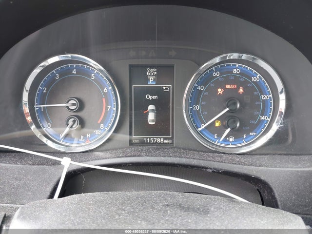 45036237 :رقم المزاد ، 5YFBURHE1HP648675 vin ، 2017 Toyota Corolla Se مزاد بيع