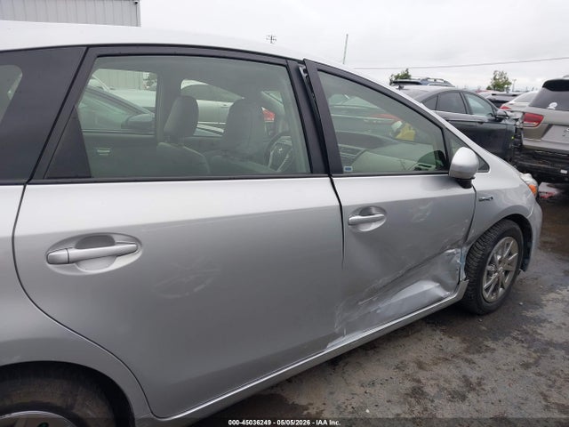 Aukcja sprzedaży 2015 Toyota Prius V Four, vin: JTDZN3EU1FJ016507, numer aukcji: 45036249