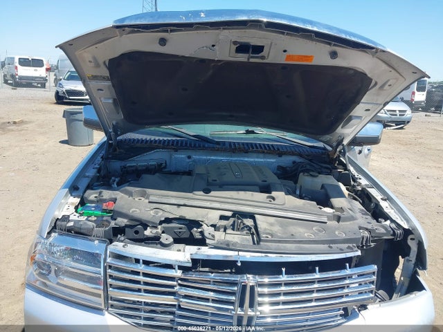 45036271 :رقم المزاد ، 5LMJJ2J52DEL02186 vin ، 2013 Lincoln Navigator مزاد بيع