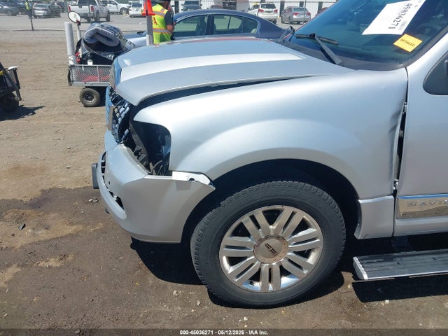 45036271 :رقم المزاد ، 5LMJJ2J52DEL02186 vin ، 2013 Lincoln Navigator مزاد بيع