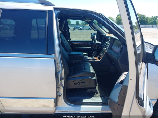 45036271 :رقم المزاد ، 5LMJJ2J52DEL02186 vin ، 2013 Lincoln Navigator مزاد بيع