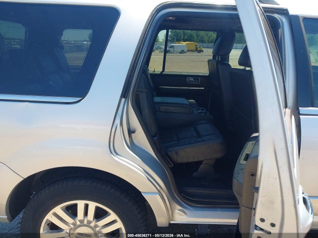 45036271 :رقم المزاد ، 5LMJJ2J52DEL02186 vin ، 2013 Lincoln Navigator مزاد بيع