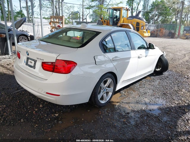 2015 Bmw 328i Xdrive მანქანა იყიდება აუქციონზე, vin: WBA3B5G56FNS14232, აუქციონის ნომერი: 45036283