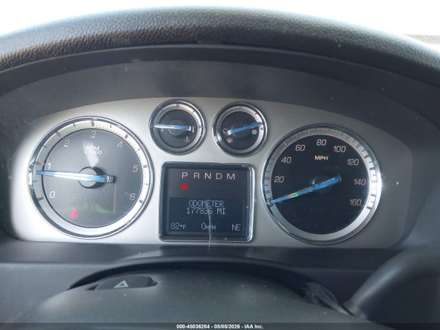 2011 Cadillac Escalade Esv Luxury მანქანა იყიდება აუქციონზე, vin: 1GYS4HEF7BR226649, აუქციონის ნომერი: 45036284