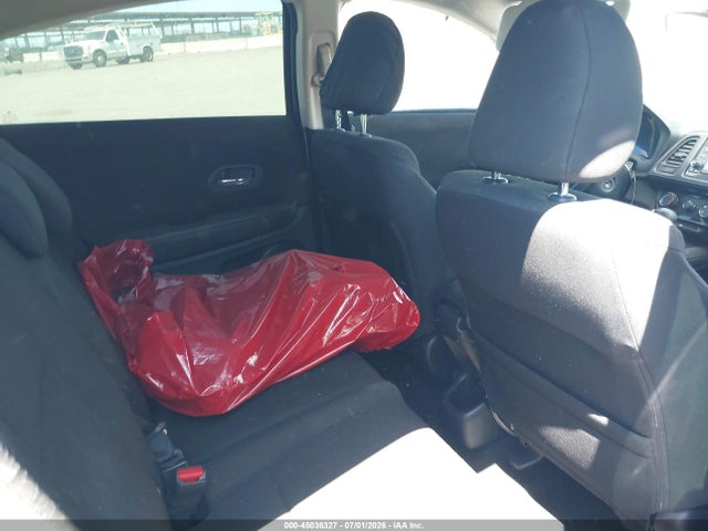 Honda HR-V LX 2016 3CZRU5H33GM712155 Image 8