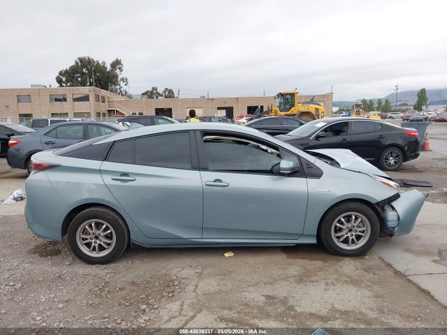 Продаж на аукціоні авто 2017 Toyota Prius Two, vin: JTDKBRFU3H3544973, номер лоту: 45036337