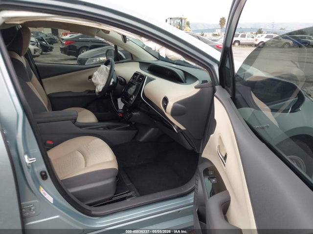 Продаж на аукціоні авто 2017 Toyota Prius Two, vin: JTDKBRFU3H3544973, номер лоту: 45036337