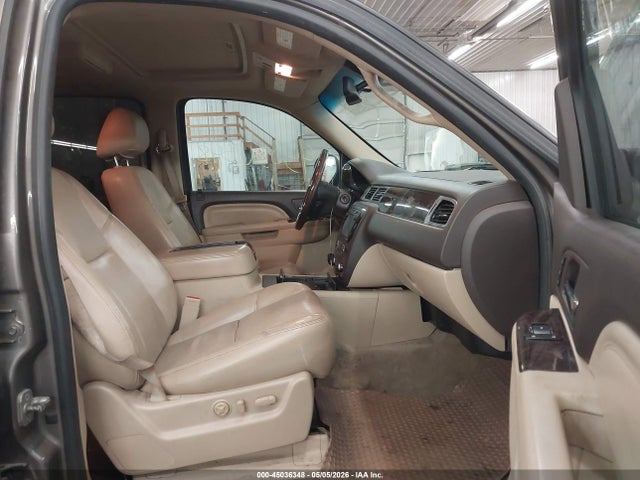 45036348 :رقم المزاد ، 1GKS2MEF7ER145695 vin ، 2014 Gmc Yukon Xl 1500 Denali مزاد بيع