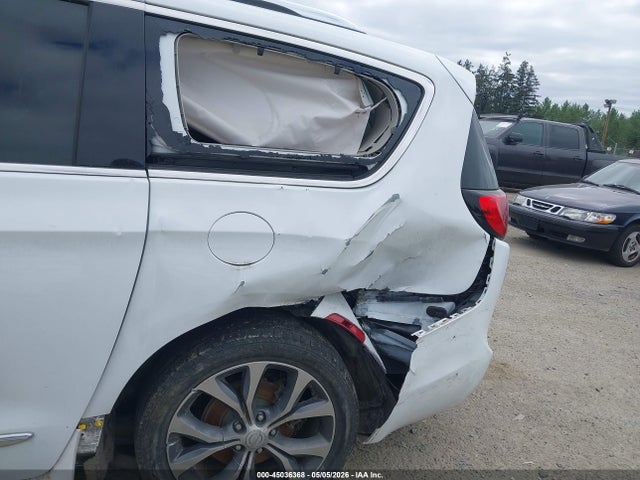 Chrysler Pacifica Limited 2017 2C4RC1GGXHR703520 Image 6
