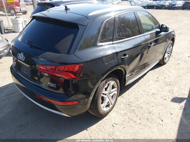 45036392 :رقم المزاد ، WA1ANAFY0J2128196 vin ، 2018 Audi Q5 2.0t Premium/2.0t Tech Premium مزاد بيع