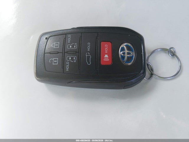 Продажа на аукционе авто 2022 Toyota Sienna Xle, vin: 5TDJSKFC5NS060064, номер лота: 45036430