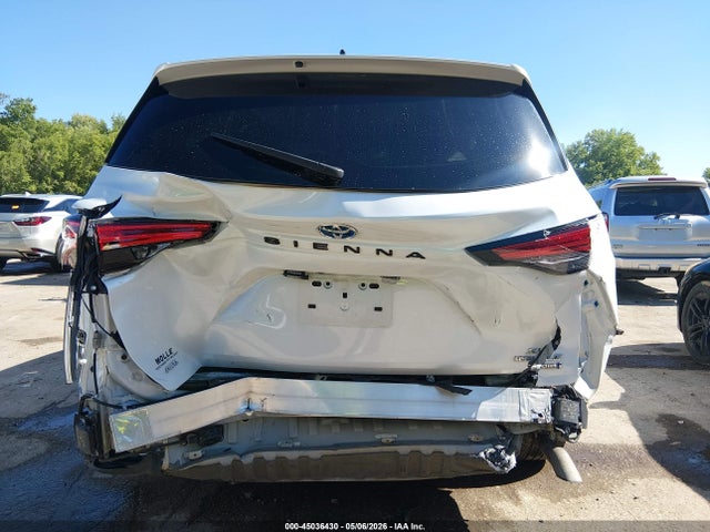 Продажа на аукционе авто 2022 Toyota Sienna Xle, vin: 5TDJSKFC5NS060064, номер лота: 45036430