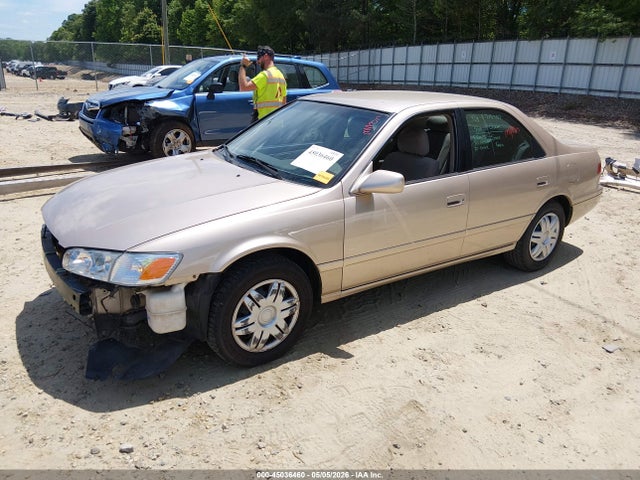45036460 :رقم المزاد ، 4T1BG22K51U059310 vin ، 2001 Toyota Camry Le مزاد بيع