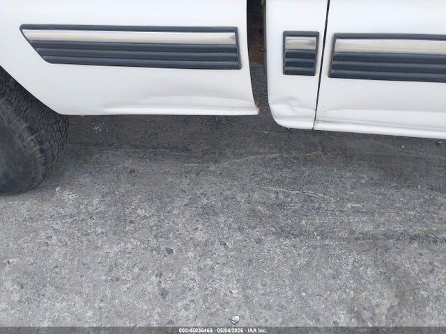 Auction sale of the 1999 Chevrolet Silverado 1500 Ls, vin: 1GCEK19V3XE226213, lot number: 45036469