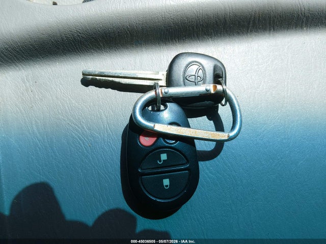 45036505 :رقم المزاد ، 5TDZA23C54S109515 vin ، 2004 Toyota Sienna Le مزاد بيع