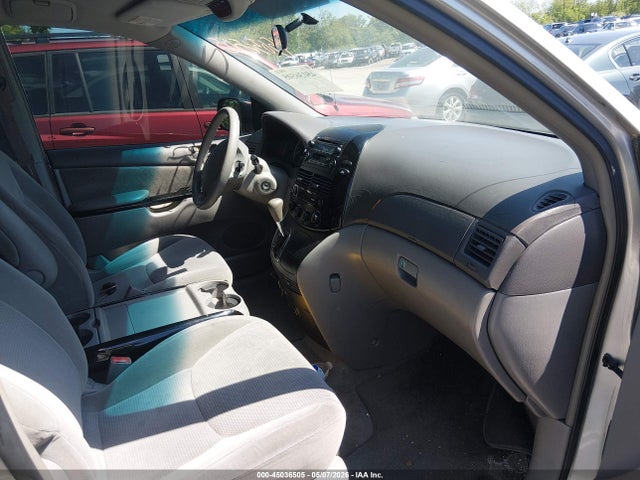 45036505 :رقم المزاد ، 5TDZA23C54S109515 vin ، 2004 Toyota Sienna Le مزاد بيع