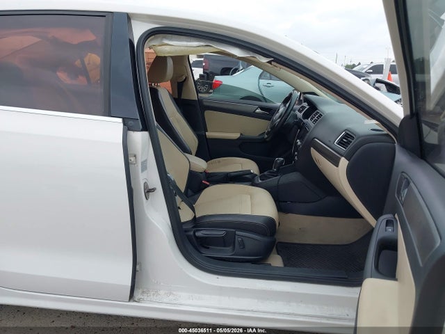 Продажа на аукционе авто 2013 Volkswagen Jetta 2.5l Sel, vin: 3VWLX7AJ9DM375376, номер лота: 45036511