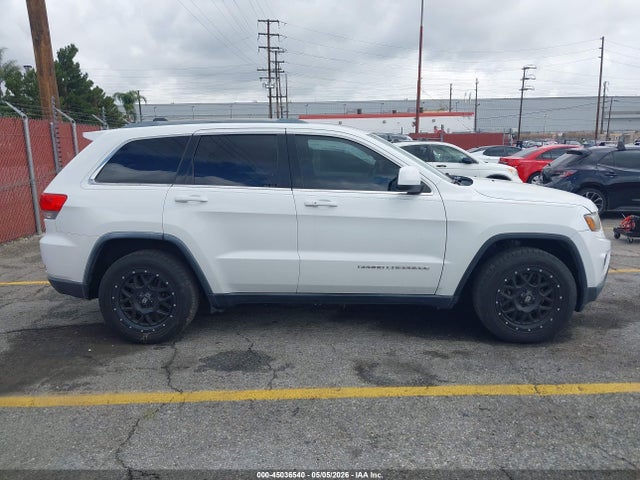 1C4RJEAG3FC807729 Jeep Grand Cherokee Laredo
