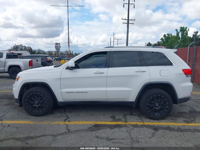 1C4RJEAG3FC807729 Jeep Grand Cherokee Laredo