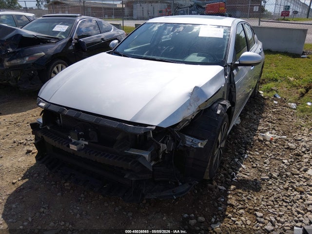 1N4BL4DVXNN352760 Nissan Altima Sv Fwd