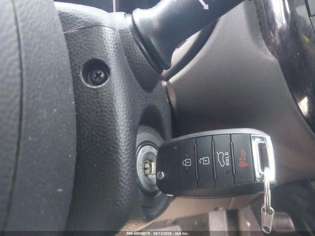 Продаж на аукціоні авто 2015 Kia Soul !, vin: KNDJX3A5XF7190045, номер лоту: 45036578
