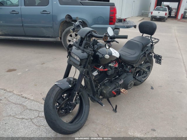 Harley-Davidson FXFBS 2020 1HD1YLK27LB020931 Image 2