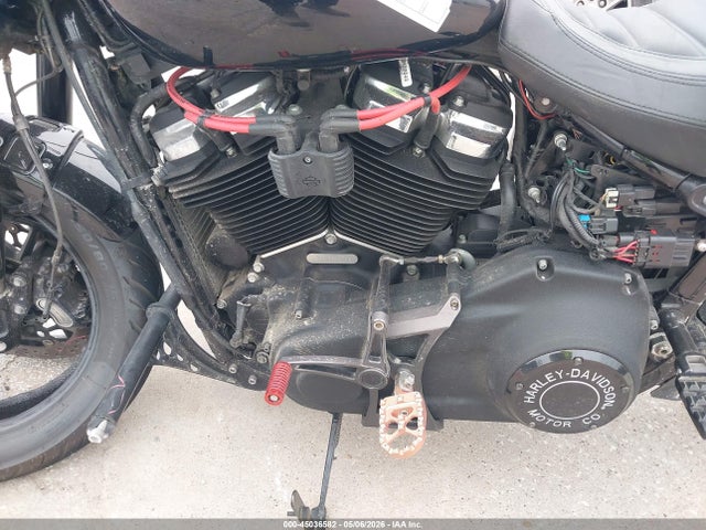 Harley-Davidson FXFBS 2020 1HD1YLK27LB020931 Image 9