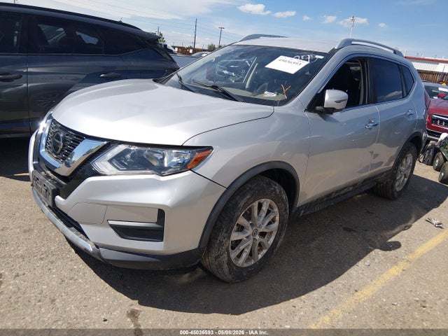 45036593 :رقم المزاد ، JN8AT2MV8LW111852 vin ، 2020 Nissan Rogue Sv Intelligent Awd مزاد بيع