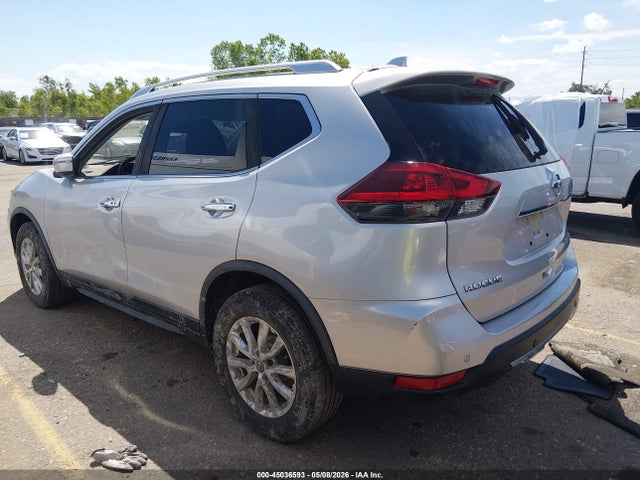 45036593 :رقم المزاد ، JN8AT2MV8LW111852 vin ، 2020 Nissan Rogue Sv Intelligent Awd مزاد بيع
