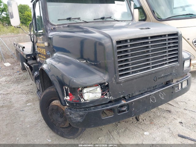 45036652 :رقم المزاد ، 1HTSCABM0YH270416 vin ، 2000 International 4000 4700 مزاد بيع