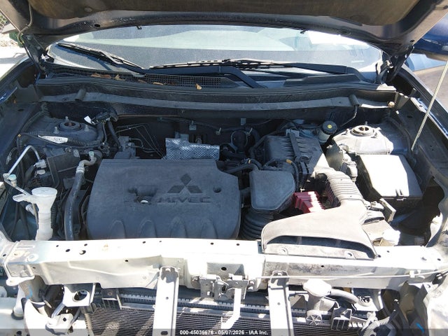 45036676 :رقم المزاد ، JA4AD3A35EZ009275 vin ، 2014 Mitsubishi Outlander Se مزاد بيع