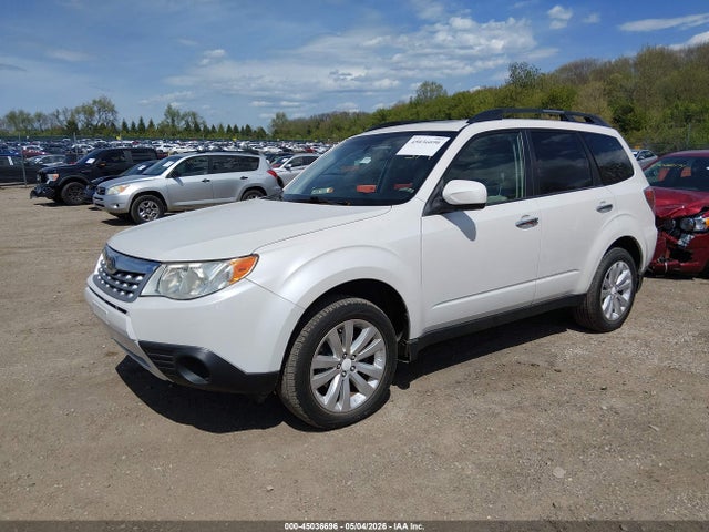 Продаж на аукціоні авто 2011 Subaru Forester 2.5x Premium, vin: JF2SHBDCXBH759195, номер лоту: 45036696