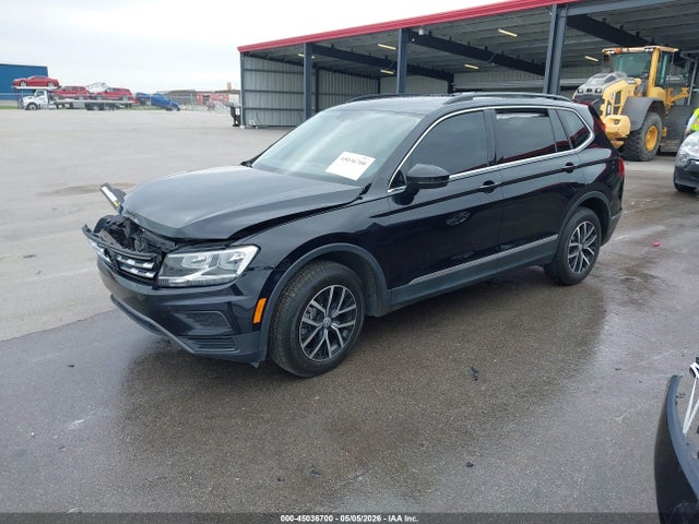 3VV2B7AX7MM071823 Volkswagen Tiguan 2.0t Se/2.0t Se R-line Black/2.0t Sel