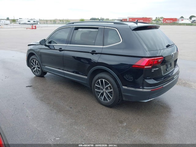 3VV2B7AX7MM071823 Volkswagen Tiguan 2.0t Se/2.0t Se R-line Black/2.0t Sel