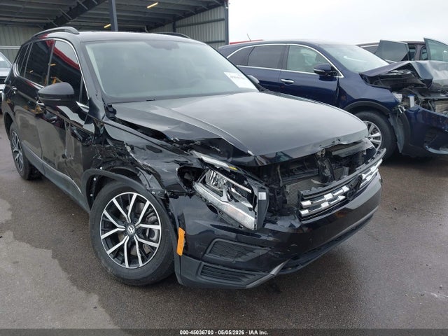3VV2B7AX7MM071823 Volkswagen Tiguan 2.0t Se/2.0t Se R-line Black/2.0t Sel