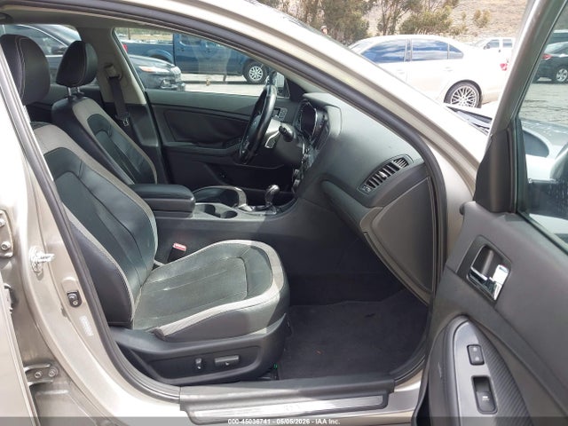 2011 Kia Optima Sx მანქანა იყიდება აუქციონზე, vin: KNAGR4A64B5135032, აუქციონის ნომერი: 45036741