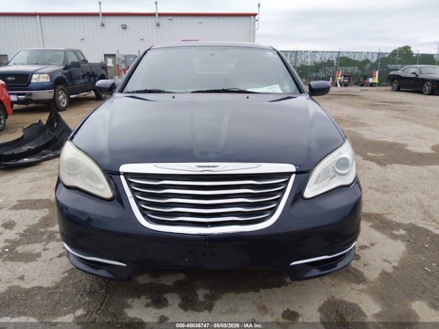 Продажа на аукционе авто 2013 Chrysler 200 Touring, vin: 1C3CCBBB4DN551138, номер лота: 45036747