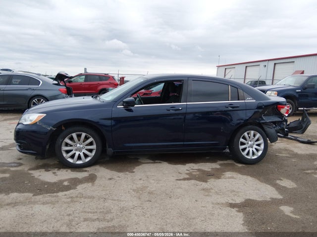Продажа на аукционе авто 2013 Chrysler 200 Touring, vin: 1C3CCBBB4DN551138, номер лота: 45036747
