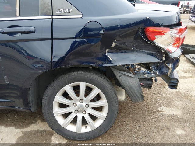 Продажа на аукционе авто 2013 Chrysler 200 Touring, vin: 1C3CCBBB4DN551138, номер лота: 45036747