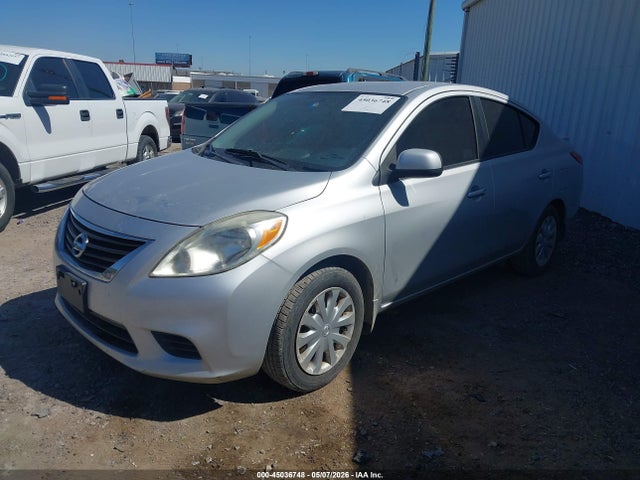 45036748 :رقم المزاد ، 3N1CN7AP6DL877896 vin ، 2013 Nissan Versa 1.6 Sv مزاد بيع