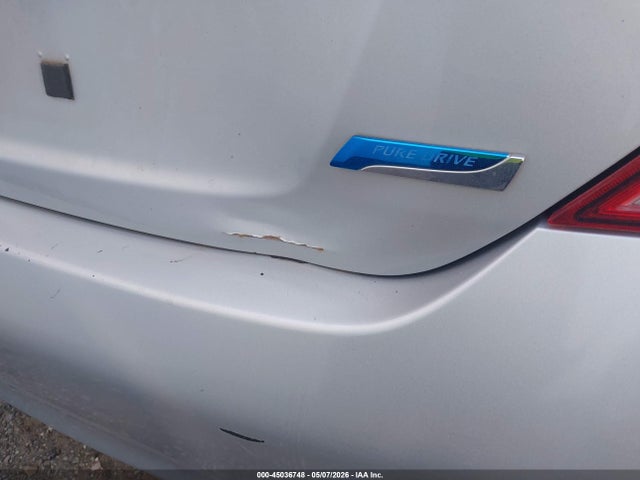 45036748 :رقم المزاد ، 3N1CN7AP6DL877896 vin ، 2013 Nissan Versa 1.6 Sv مزاد بيع