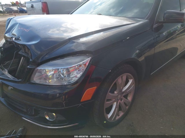 45036768 :رقم المزاد ، WDDGF5EB9BR140850 vin ، 2011 Mercedes-benz C 300 Luxury مزاد بيع
