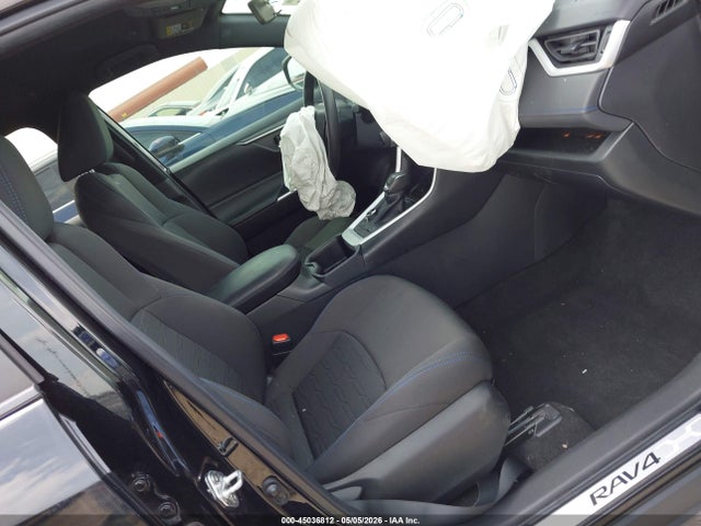 45036812 :رقم المزاد ، 4T3T6RFV7PU115882 vin ، 2023 Toyota Rav4 Hybrid Se مزاد بيع