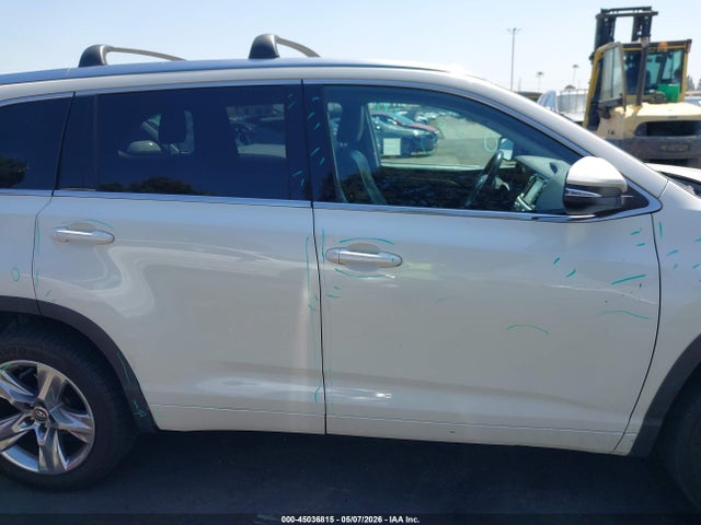 45036815 :رقم المزاد ، 5TDYZRFH4JS264332 vin ، 2018 Toyota Highlander Limited مزاد بيع