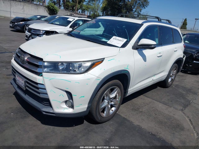 45036815 :رقم المزاد ، 5TDYZRFH4JS264332 vin ، 2018 Toyota Highlander Limited مزاد بيع